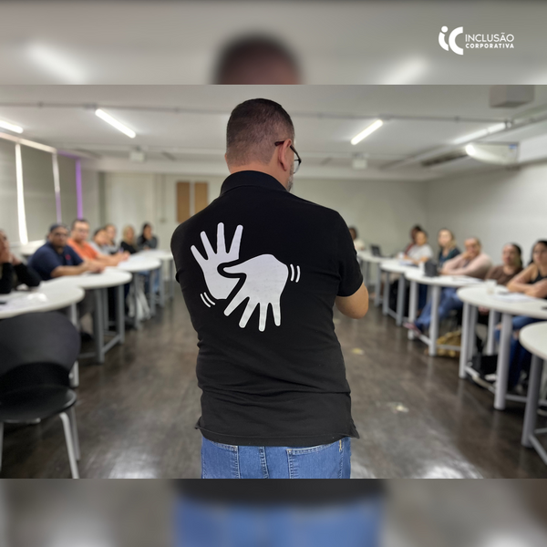 Curso de Libras Para Empresas